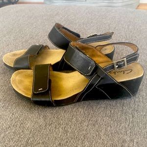 Womens Clark’s wedge sandal